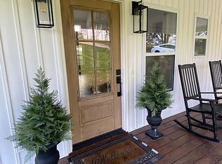 380 Cherokee Cv, Rutledge, TN 37861