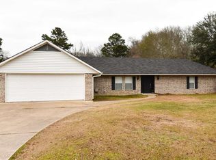 4 Lawson St, Longview, TX 75601