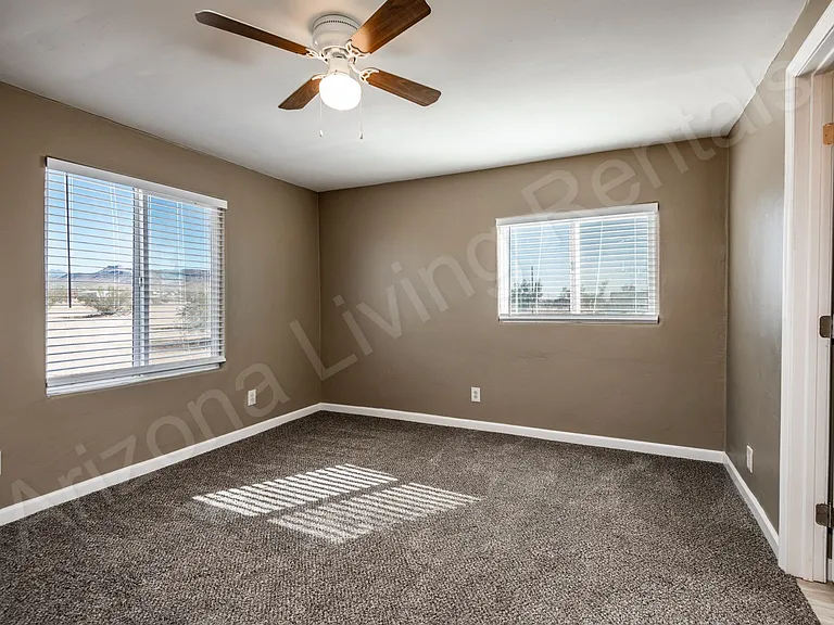 3939 N Aztec Rd — Photo 16
