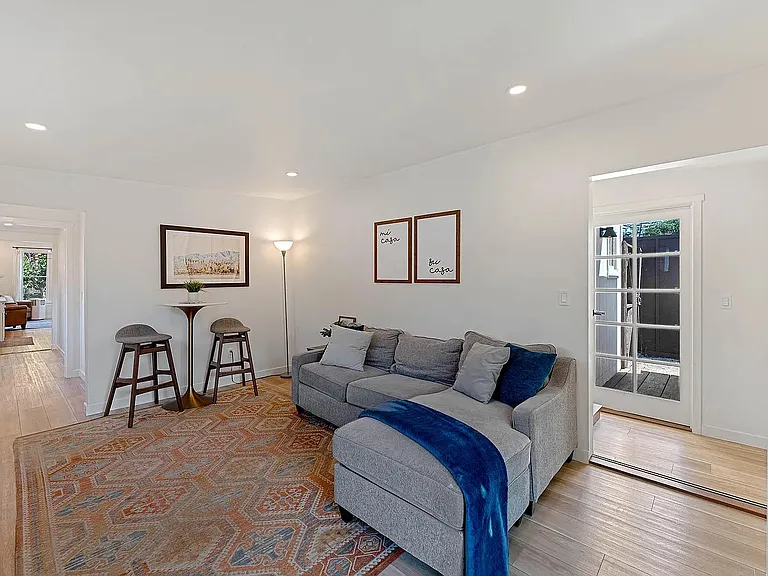 813 Castillo St — Photo 12