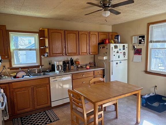 5th image of 14144 San Jose Ave