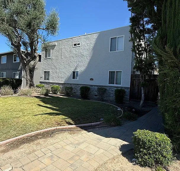 2327 Pruneridge Ave — Photo 8