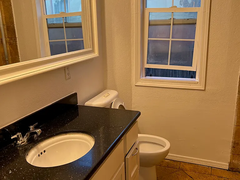 2315 Durant Ave — Photo 15