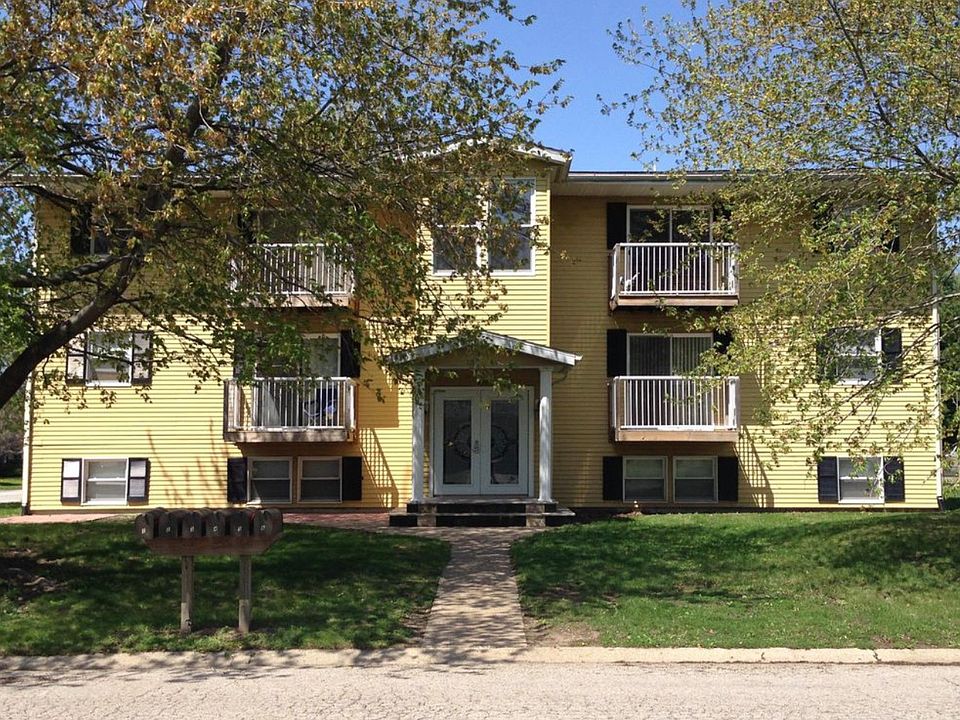 1st image of 801 Deerfield Rd APT 2