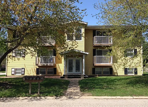 801 Deerfield Rd #2 Photo 1