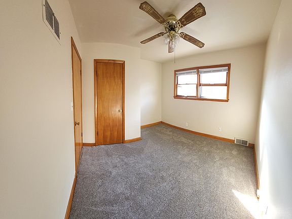 2nd image of 3107 W Lakefield Dr