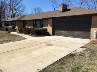 501 Bevan Dr E, Joliet, IL 60435