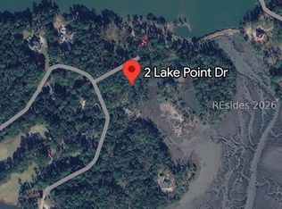 2 Lake Point Dr, Beaufort, SC 29907