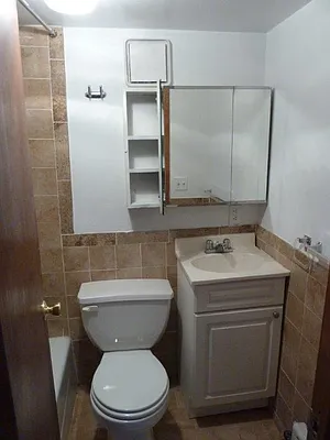 Rented by Chartwell Manhattan Realty | media 18