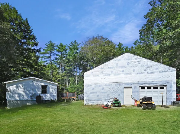 12 Mt Henry Road, Bridgton, ME 04009