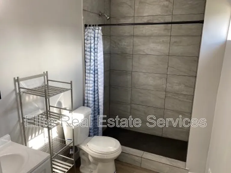 6375 Osler St — Photo 7