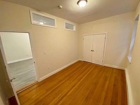 4th image of 19 Aberdeen St APT 4