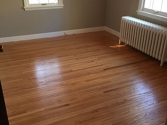 5th image of 2445 14th Ave E