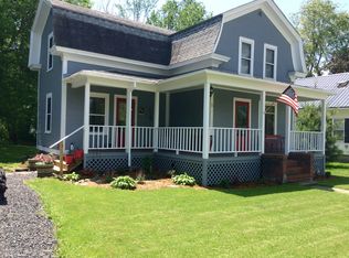 35 Lake St, Alburgh, VT 05440