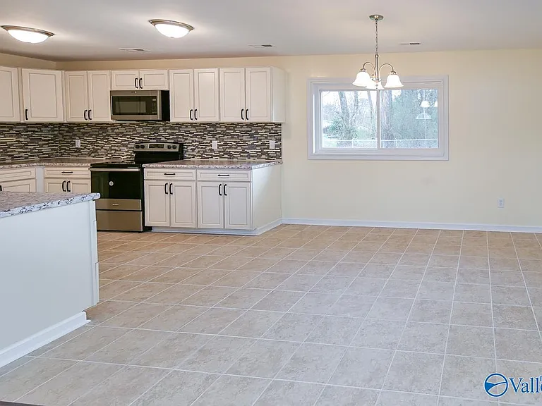 2423 Medaris Rd NW — Photo 27