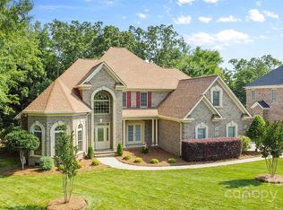 5885 Four Wood Dr, Matthews, NC 28104