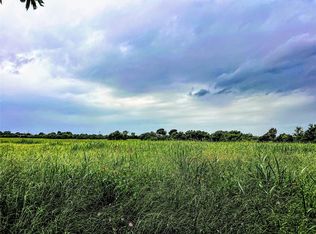 4 Schroeder Rd, Brenham, TX 77833