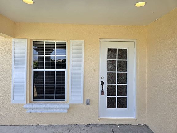 2nd image of 1156 NW 5th Pl
