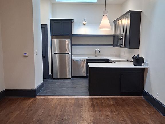 2nd image of 376 2nd St APT 7