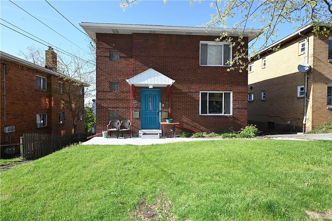 6561 Rosemoor St photo 1