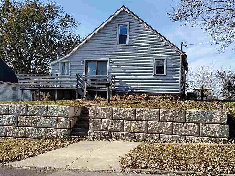 1st image of 206 S Pine St