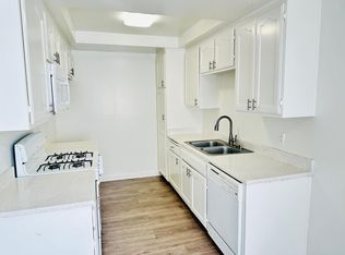 14826 Magnolia Blvd APT 201, Sherman Oaks, CA 91403