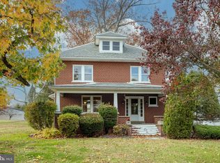 323 Broad St, Harleysville, PA 19438