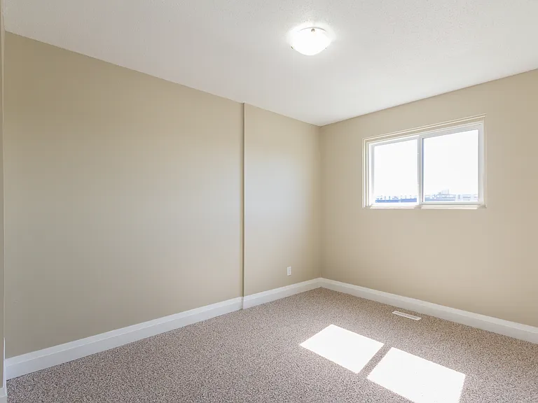 10 Dow Dr — Photo 12