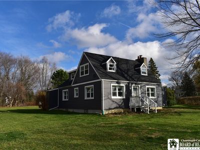 5225 Bay View Rd, Hamburg, NY, 14075