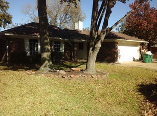 6429 Loma Vista Dr, Watauga, TX 76148