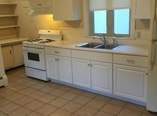 113 E Broadway #1, Salem, NH 03079