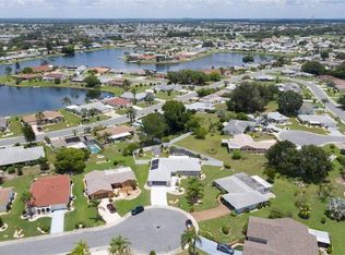 1705 Orchid Ct, Sun City Center, FL 33573