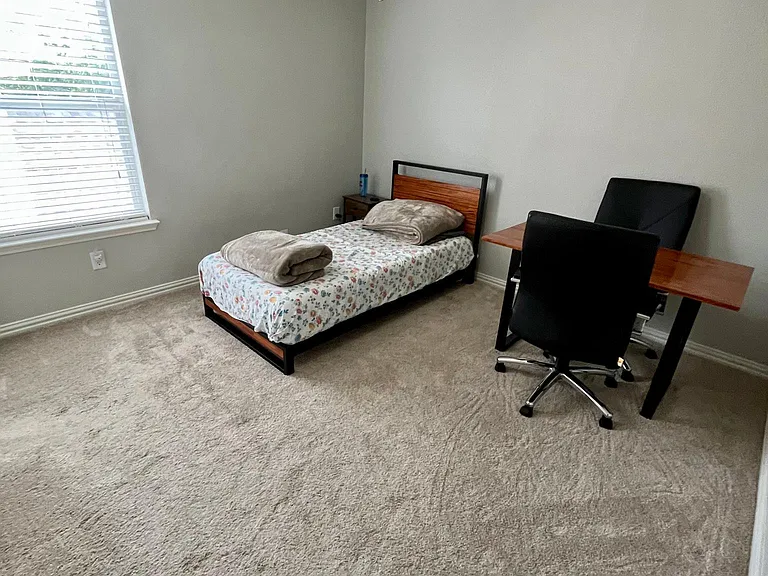3024 Devlin Ridge Dr — Photo 5