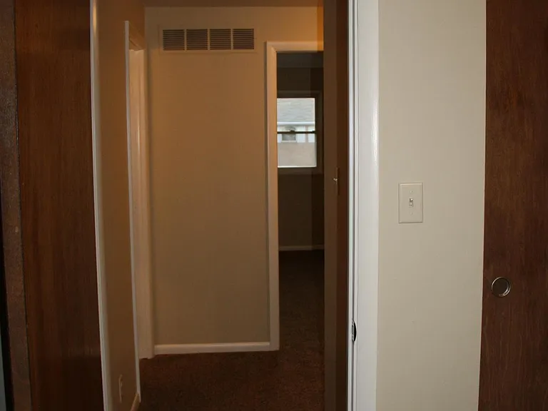 520 Adrian Ct — Photo 15