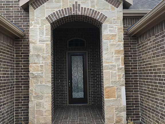 4th image of 103 Derby Ln