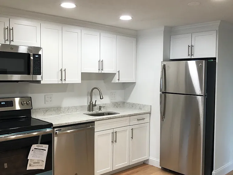 16 Westford St #4 — Photo 1