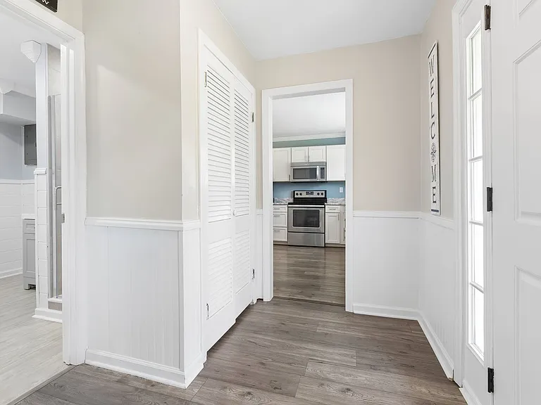 29 Adriatic Ave — Photo 9