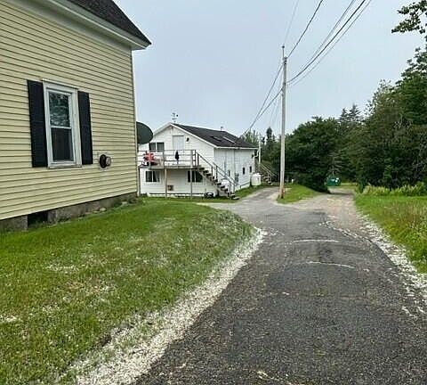 4th image of 6 Mitchell Lane