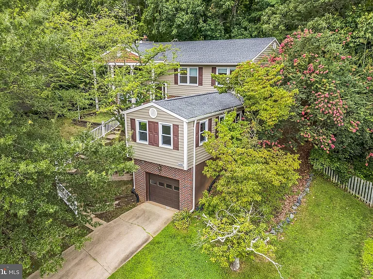 16080 Deer Park Dr — Photo 1
