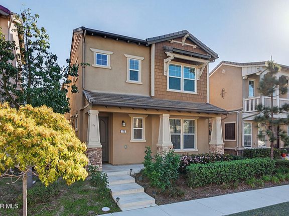 2nd image of 178 Stage Trail Rd