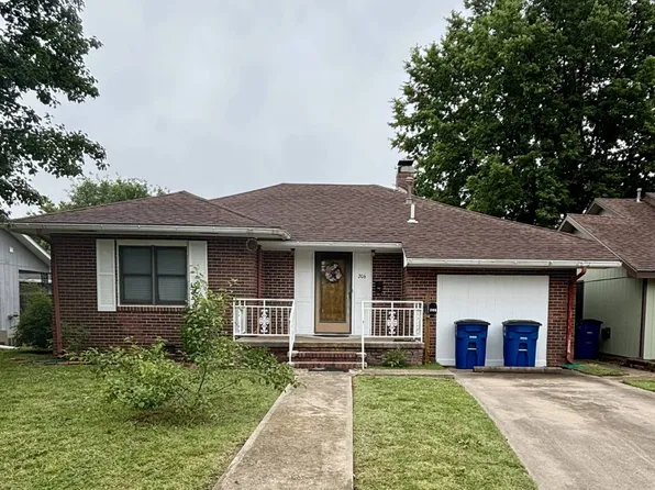 206 S Rutter Ave, Chanute, KS 66720