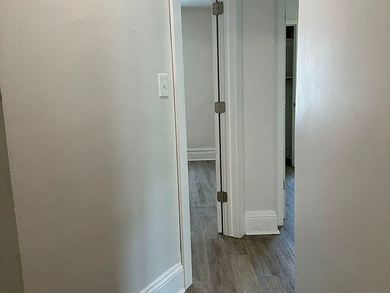 908 N Adams St #3 — Photo 14