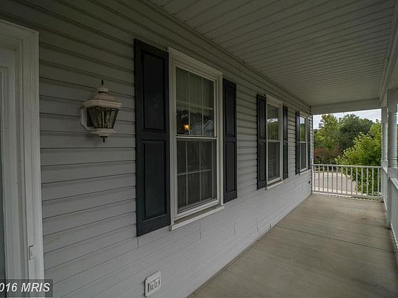 3rd image of 1108 Cornwall Dr