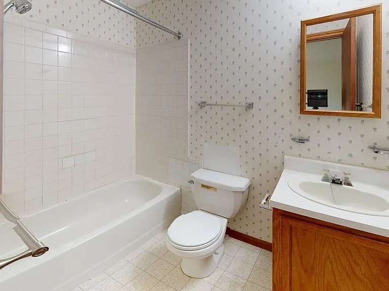 975 Murray Ln — Photo 31