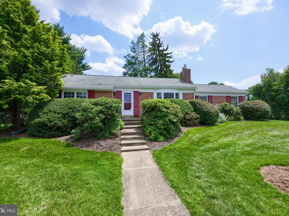 90 Overlook Ave, Lancaster, PA 17601