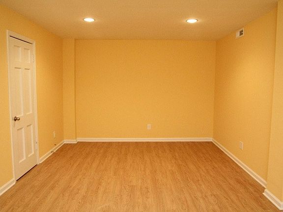 4th image of 7512 Cromwell Dr APT 13B