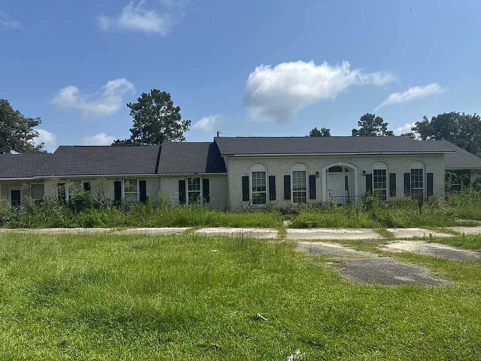 1st image of 701 Wadley Coleman Lake Rd