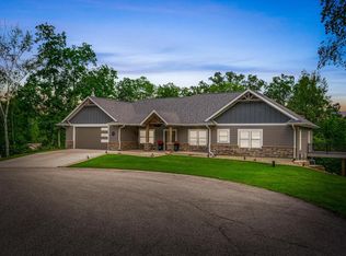 N6091 Grayhawk Rd, Onalaska, WI 54650
