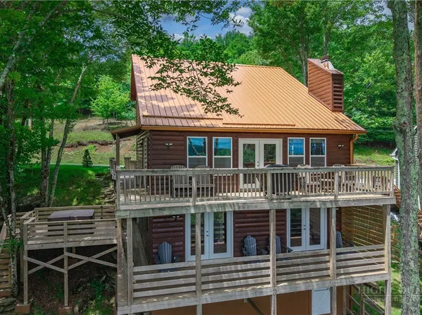 108 Windridge Road, Beech Mountain, NC 28604
