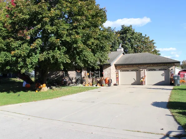 102 S Jefferson St, Bonduel, WI 54107